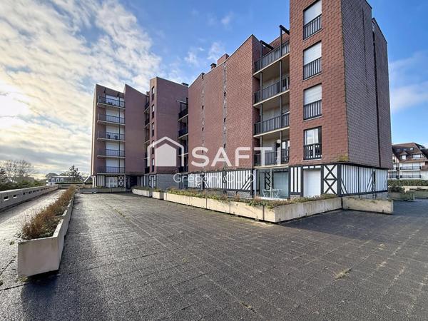 Apparemment 2 pièces avec place de parking et cave