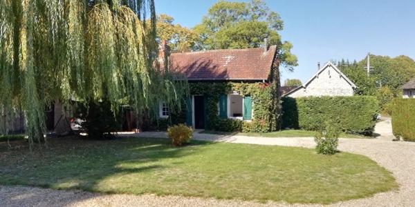 Corps de ferme à GUAINVILLE (78000)