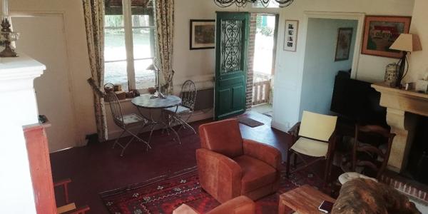 Corps de ferme à GUAINVILLE (78000)