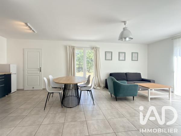 Maison à vendre 4 pièces 82 m² Saint-Maximin-la-Sainte-Baume