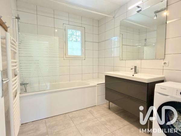 Maison à vendre 4 pièces 82 m² Saint-Maximin-la-Sainte-Baume