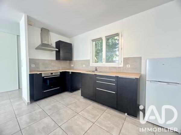 Maison à vendre 4 pièces 82 m² Saint-Maximin-la-Sainte-Baume