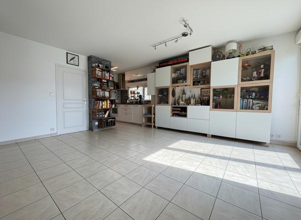 Appartement Tours - Montjoyeux - 3 pièces 63 m2