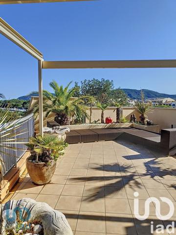 Appartement 5 pièces de 100 m² à Mandelieu-la-Napoule (06210)