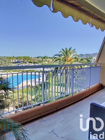 Appartement 5 pièces de 100 m² à Mandelieu-la-Napoule (06210)