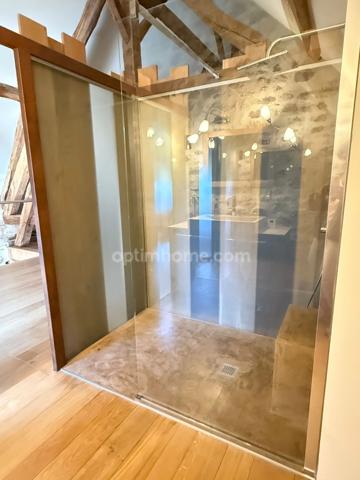 DUN LE PALESTEL SUPERBE GRANGE RENOVEE AVEC GOUT A USAGE PROFESSIONEL ET/ OU D'HABITATION OU DE GARAGE