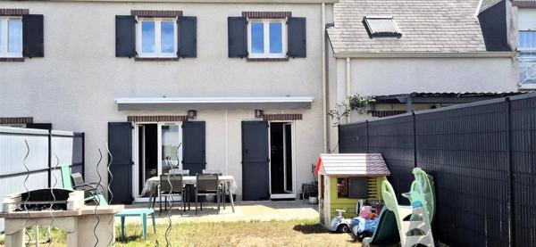 Vente                                                      Maison
                        
                     5 pièces                      85 m2                     à Arnage
