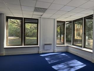 Location Local D Activite 2875 77183 Croissy Beaubourg 889121