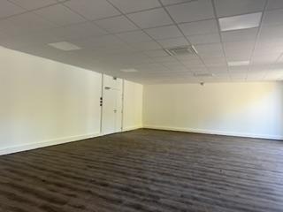 Location Local D Activite 2875 77183 Croissy Beaubourg 889121
