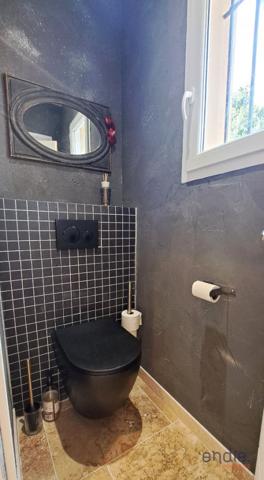 VILLECROZE VILLA NEUVE PLAIN PIED 3 CHS AU CALME