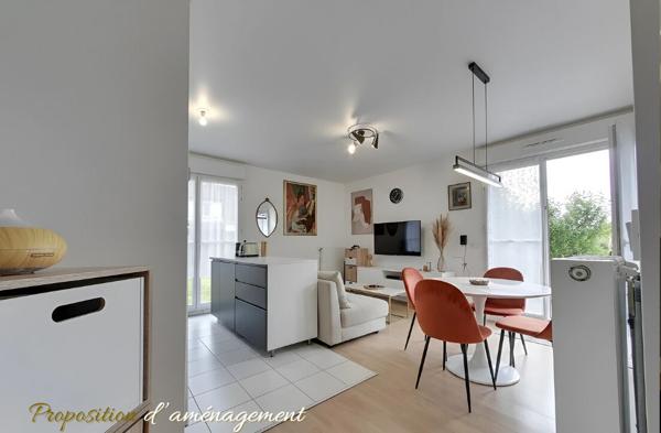 Appartement 2 pièces 44 m2 avec jardin + box + parking + cave en rdc