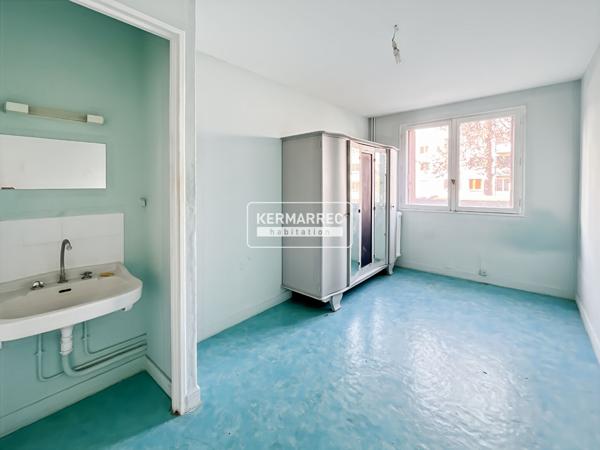 Appartement 7 pièces – 106 m² environ à Rennes Sainte-Thérèse (ref : 35182)