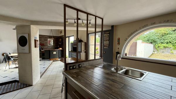 Confortable maison au charme certain Varaize (17400)