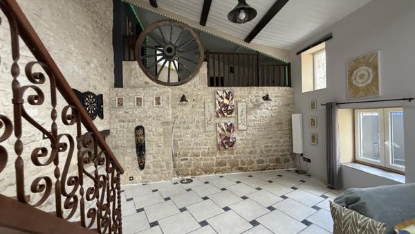 Confortable maison au charme certain Varaize (17400)
