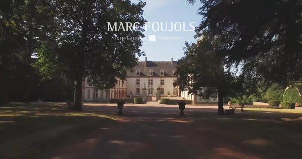 SOLOGNE – château en parfait état, parc 18 HA – 1h45 mn de Paris