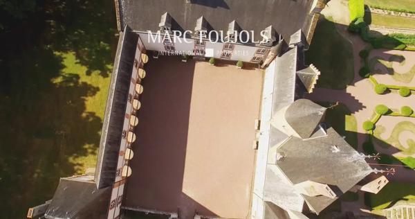 SOLOGNE – château en parfait état, parc 18 HA – 1h45 mn de Paris