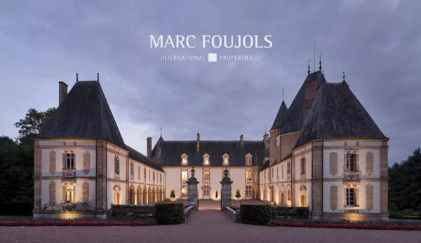 SOLOGNE – château en parfait état, parc 18 HA – 1h45 mn de Paris