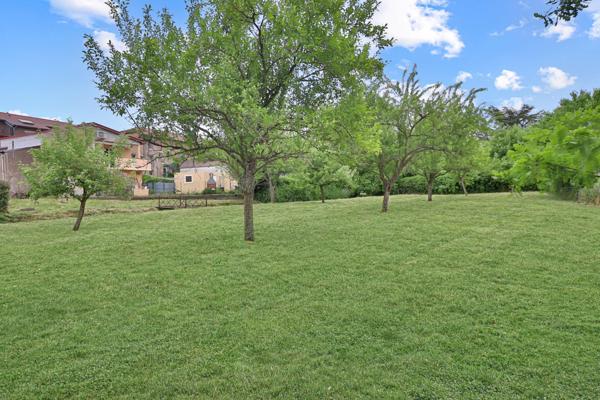 Maison de 217 m² habitable avec un grand terrain