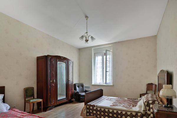 Maison de 217 m² habitable avec un grand terrain