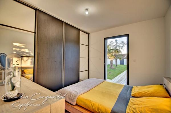 Dpt Charente Maritime (17), à vendre proche de LA ROCHELLE maison P7 de 153,7 m² - Terrain de 568,00 m² - Plain pied