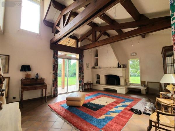 Maison à vendre à Pierrelatte dans la Drôme (26700), ref : 26060-827