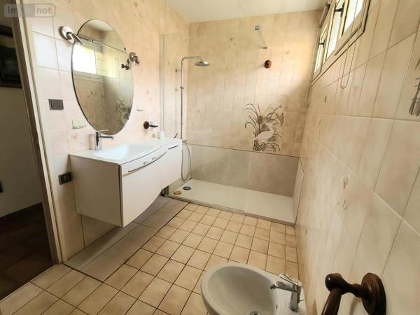 Maison à vendre à Pierrelatte dans la Drôme (26700), ref : 26060-827