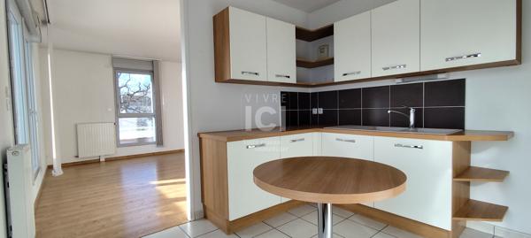 A VENDRE !Dernier étage, rare sur Orvault Bourg : lumineux, récent et sans travaux, prêt à accueillir votre nouvelle vie !