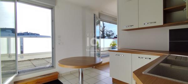 A VENDRE !Dernier étage, rare sur Orvault Bourg : lumineux, récent et sans travaux, prêt à accueillir votre nouvelle vie !