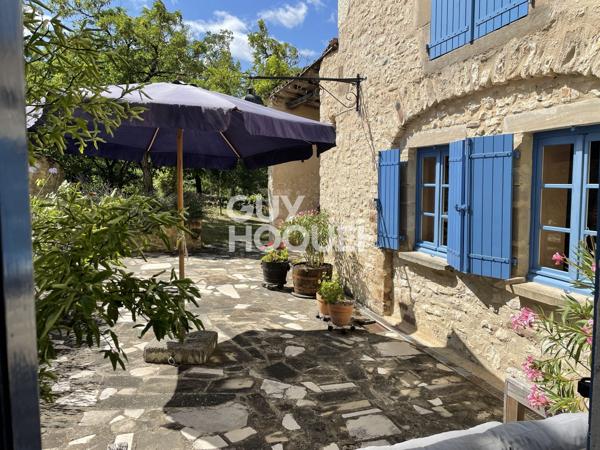 MAISON À VENDRE DE 8 PIÈCES DE 266,00 M²