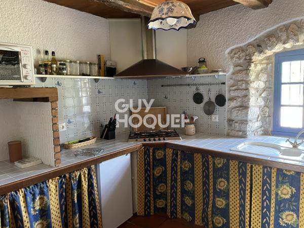 MAISON À VENDRE DE 8 PIÈCES DE 266,00 M²