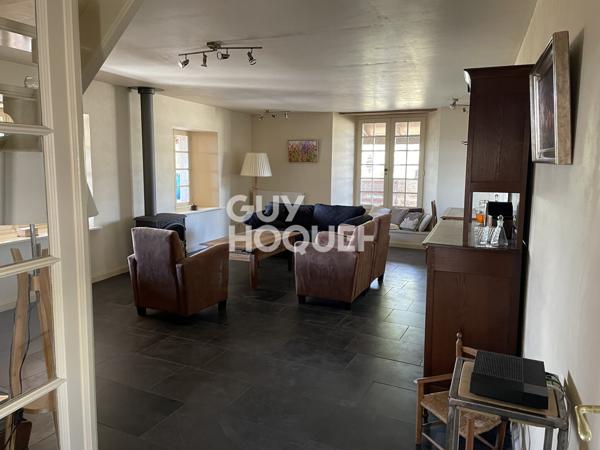 MAISON À VENDRE DE 8 PIÈCES DE 266,00 M²