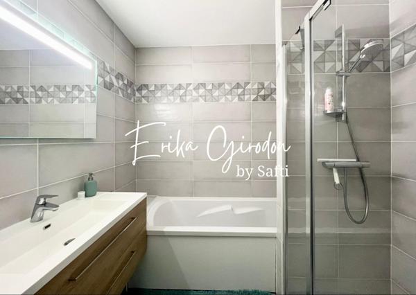 Appartement récent T4 avec balcon