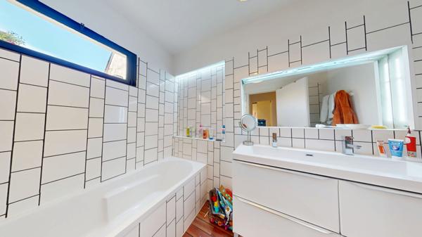 Tours (37000) Maison/ Appartement de ville avec garage