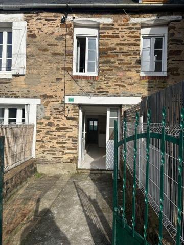 Maison restaurée à louer à Saint-Rémy dans le Calvados (14570), ref : 14085-3670