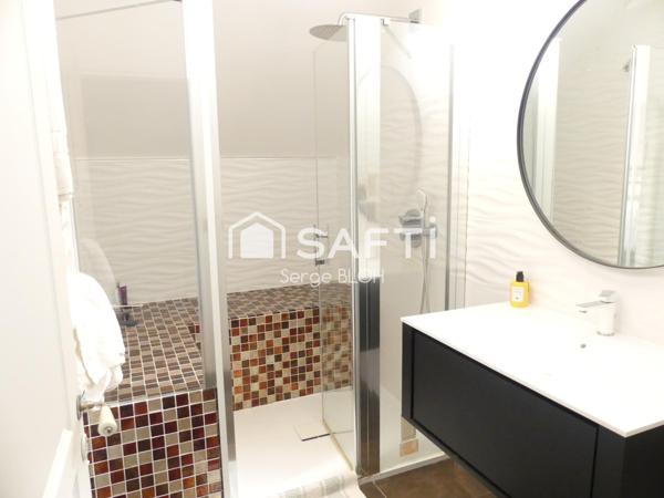 MAGNIFIQUE PROPRIETE DE 13 PIECES, 7 CHAMBRES, JARDIN PAYSAGER