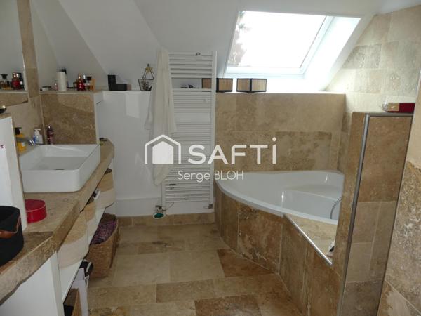 MAGNIFIQUE PROPRIETE DE 13 PIECES, 7 CHAMBRES, JARDIN PAYSAGER