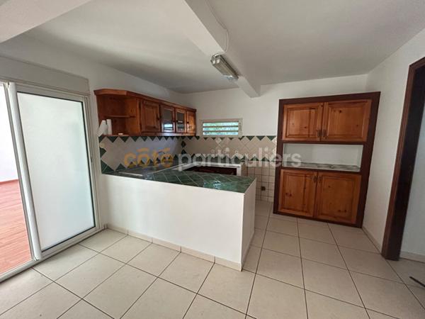 Vente Appartement118 m² - 3 Pièces - SAINT PIERRE (97432)