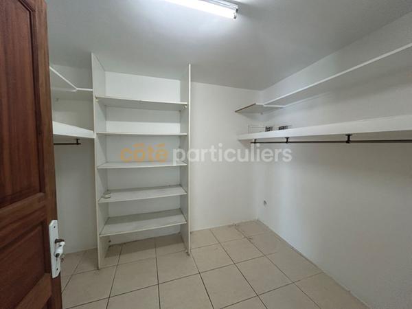 Vente Appartement118 m² - 3 Pièces - SAINT PIERRE (97432)