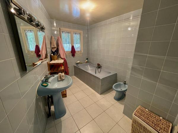 Maison à Saint-Planchers, 50400 - 7 pièces 130m²