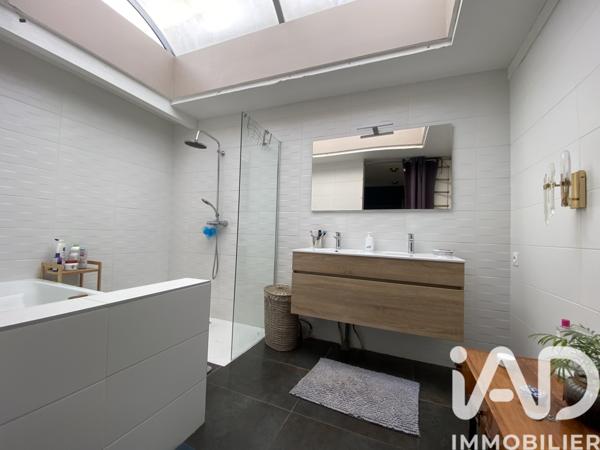 Maison à vendre 9 pièces 341 m² Saint-Méen-le-Grand