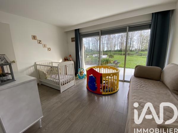 Maison à vendre 9 pièces 341 m² Saint-Méen-le-Grand