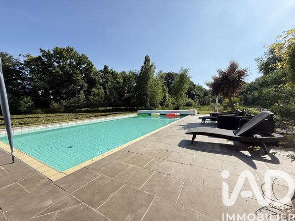 Maison à vendre 9 pièces 341 m² Saint-Méen-le-Grand