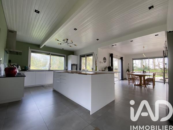 Maison à vendre 9 pièces 341 m² Saint-Méen-le-Grand
