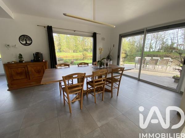 Maison à vendre 9 pièces 341 m² Saint-Méen-le-Grand