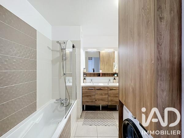 Appartement à vendre 3 pièces 74 m² Lyon 8