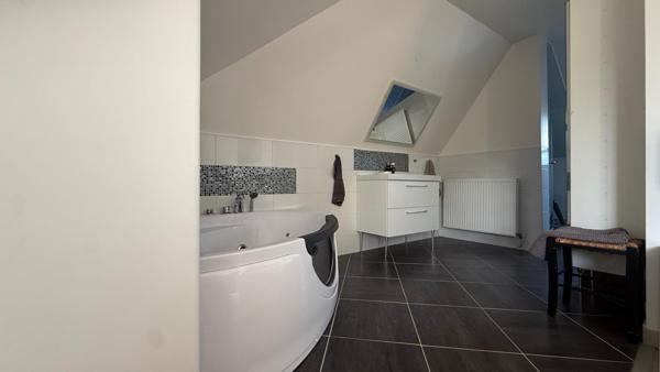 Maison familiale rénovée 161 m²_secteur recherché