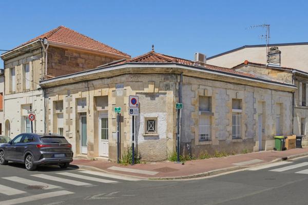 Maison de ville à Cenon proche de toute commodité