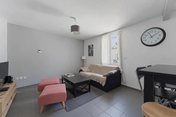 Maison de ville à Cenon proche de toute commodité