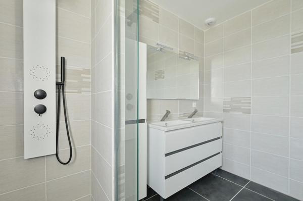 Maison contemporaine de 148 m² proche La Rochelle – RE2020 DPE A