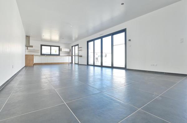 Maison contemporaine de 148 m² proche La Rochelle – RE2020 DPE A